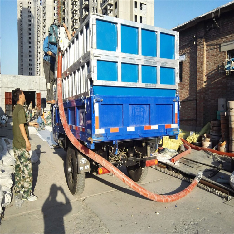 東北收糧小鋼炮，車載吸糧機